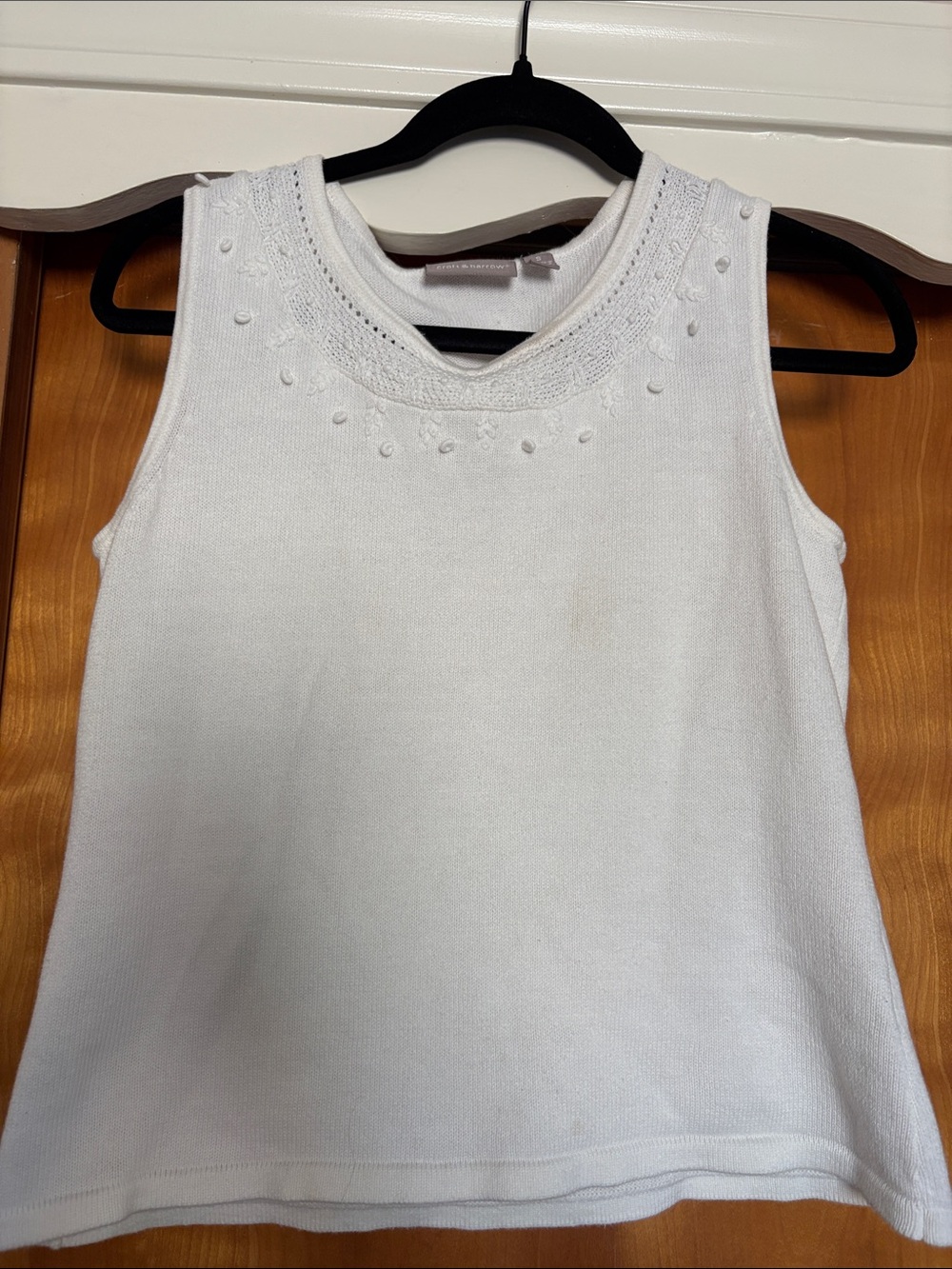 croft & barrow White Sleeveless Knit Tank with Textured Neckline